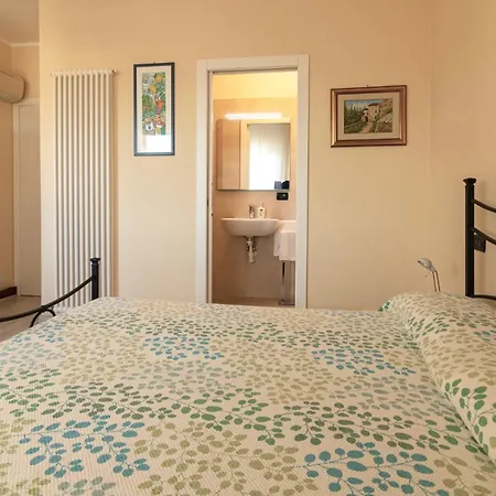 Lattes Bed and Breakfast